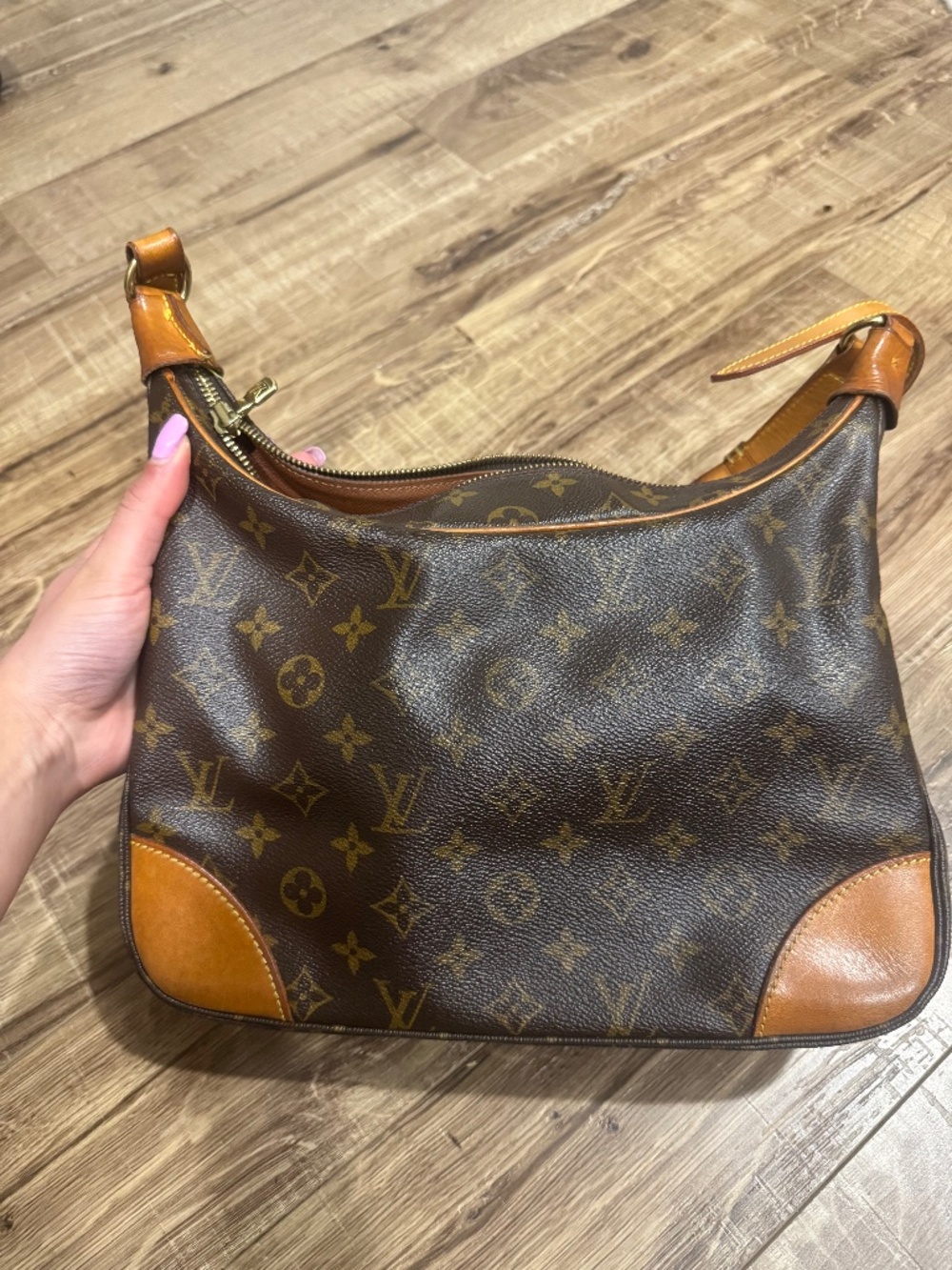 Louis Vuitton Monogram Canvas Shoulder Bag with Tan Vachetta Trim